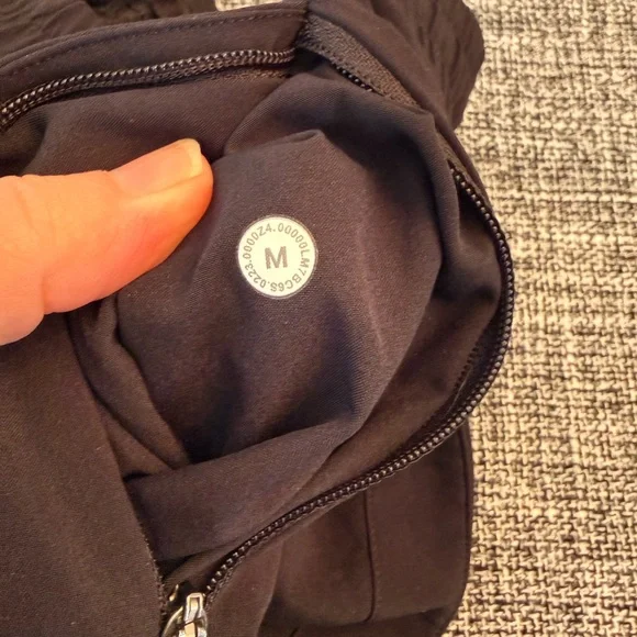 lululemon Pace Breaker Linerless Short 7” - Picture 6 of 7